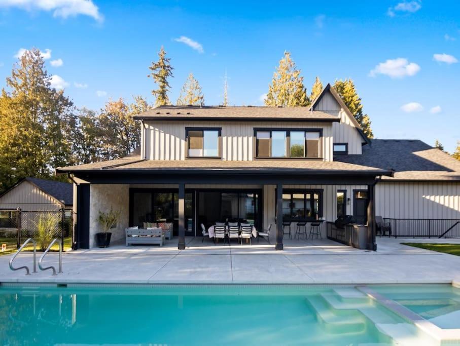 The Fernridge Estate: 5Bd Family Retreat! Villa Langley Bagian luar foto