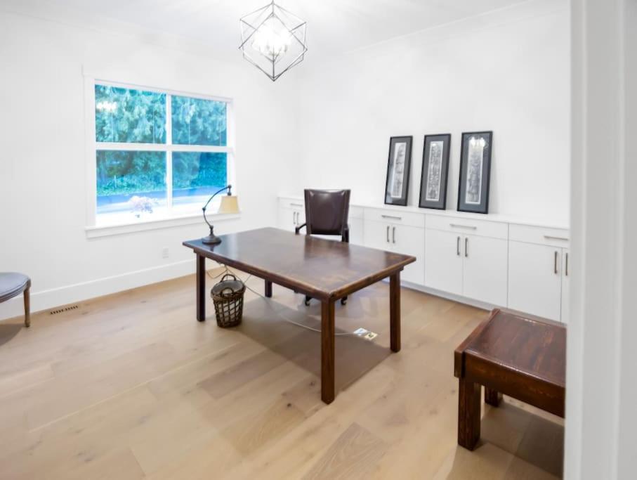 The Fernridge Estate: 5Bd Family Retreat! Villa Langley Bagian luar foto