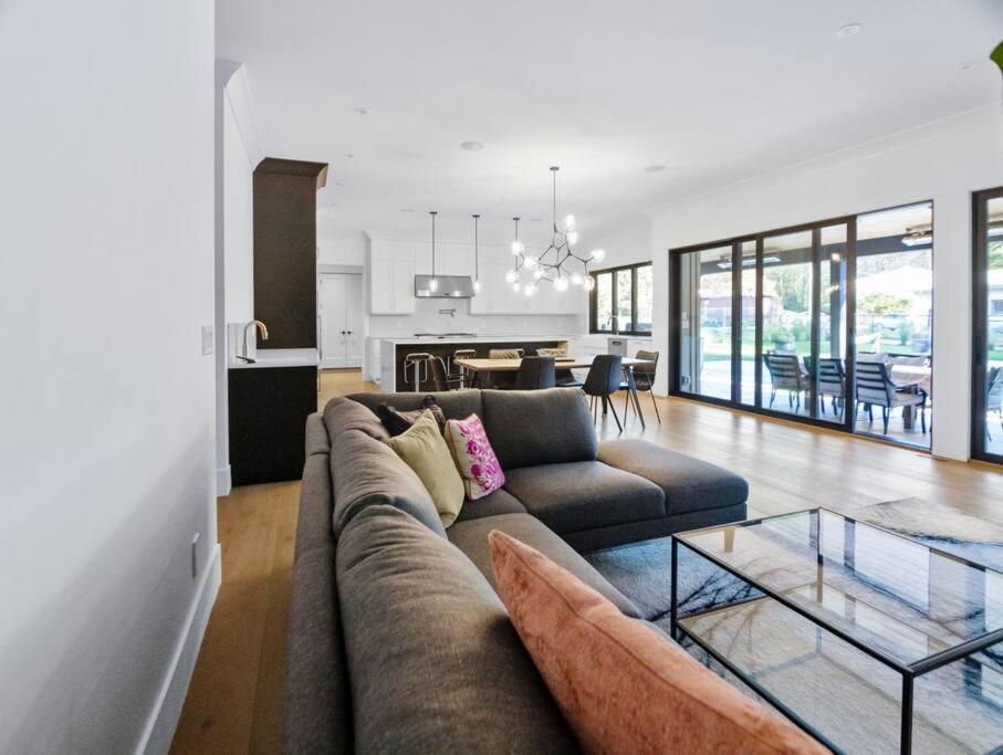 The Fernridge Estate: 5Bd Family Retreat! Villa Langley Bagian luar foto