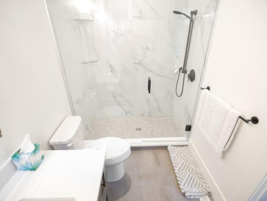The Fernridge Estate: 5Bd Family Retreat! Villa Langley Bagian luar foto
